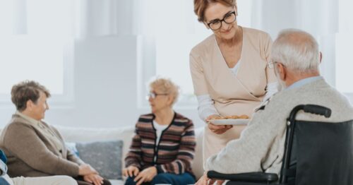 How Caregivers Transform Lives In An Assisted Living Facility 3 Assisted Living Facilites
