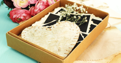 Memory Boxes: Building Family History Bridges 3 A Memory Box