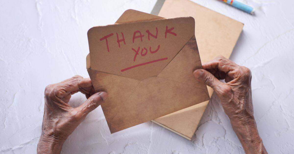 How Does Gratitude Improve Dementia Care For Residents? 3 Activities To Foster Thankfulness In Memory Care